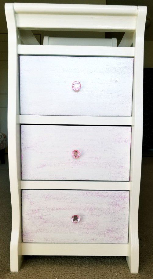  👶🧷🧴🙋‍♀️ PRICE DROP! Changing Table