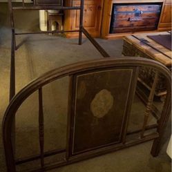Antique early 1900s brass Bed twin $300 pick up in Canyon country/Santa Clarita Cross posted MQ