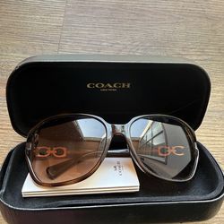 Authentic coach glasses in good condition