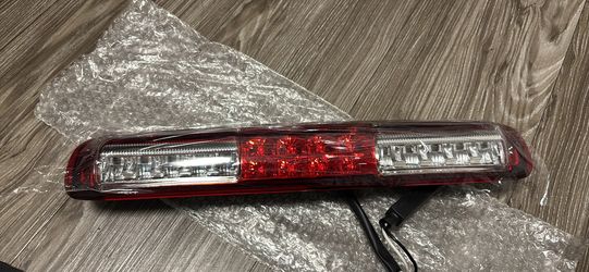 99-06 Chevrolet Silverado 3rd LED brake light
