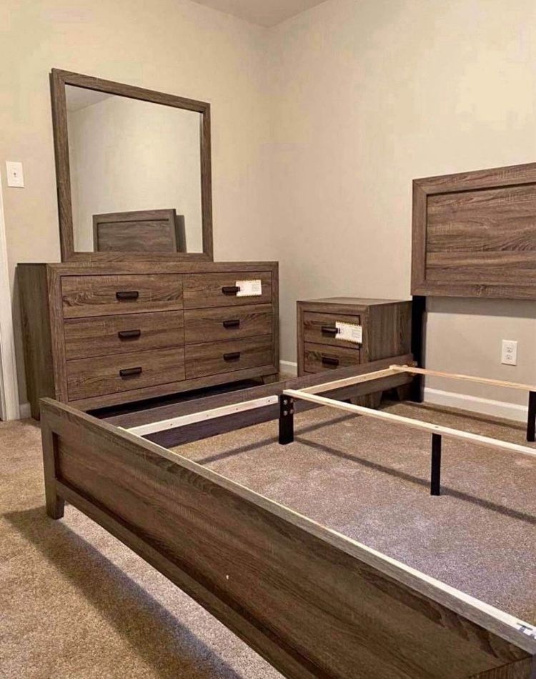 4-PIECE QUEEN Brand New Bedroom Set, Pay Down, Take now with Finance, New