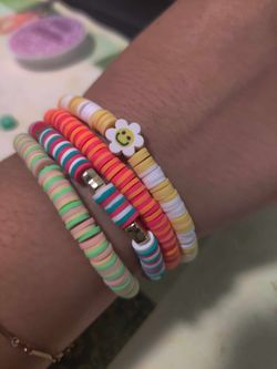 Pack Of 4 Spring/summer Bracelets ā¤ļøšāļø