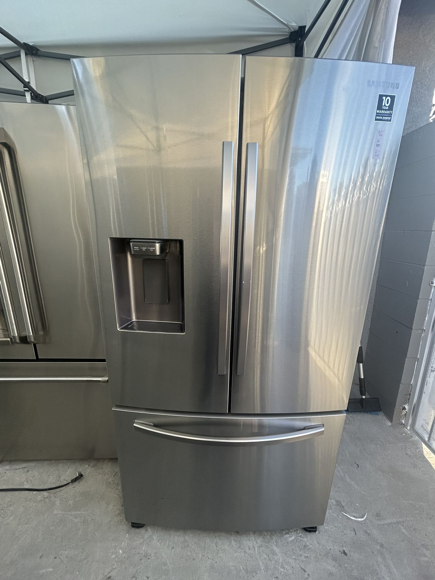 Samsung Beautiful Stainlees Steel Refrigerator