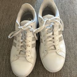 Women Adidas Shoes