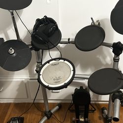 Roland V-Drums (TD-6V) Electric Drum Kit