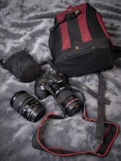 MINT PRO KIT Canon EOS 70D Canon EF 100mm f/2.8 L Macro IS USM + 28-135m IS USM, backpack, OEM batteries, charger