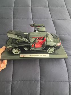 Maisto Mercedes‐Benz SLS AMG Toy Model - Black Die‐Cast Replica, Used