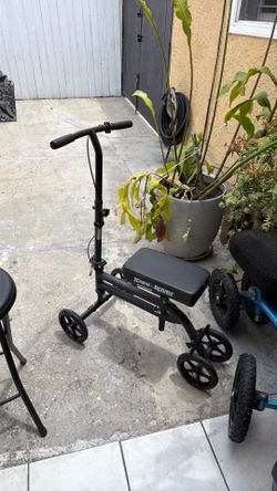 Knee Rover