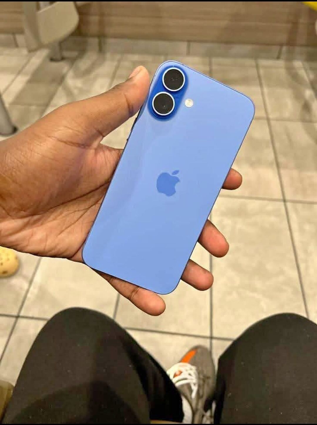 iPhone 16 Unlocked With Warranty