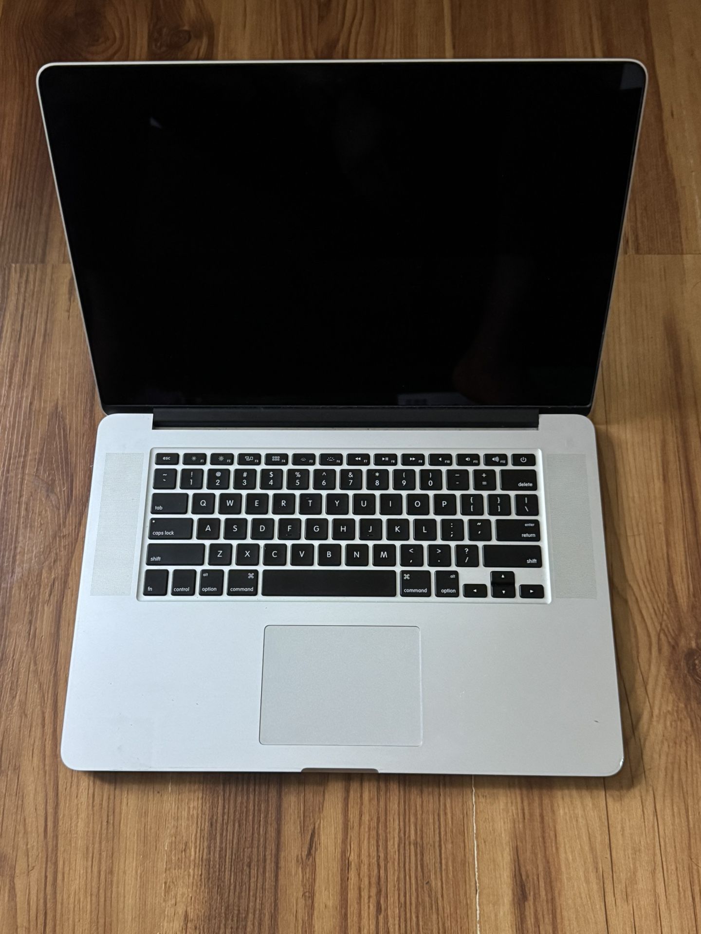 MacBook Pro 2013 15” 16gb/800gb /core I7