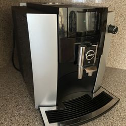 Jura E6 Espresso and Coffee Machine 