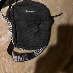 supreme crossbody bag