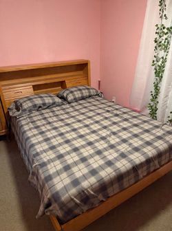 Queen Bed