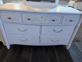 Solid Stanley Furniture 3 piece set