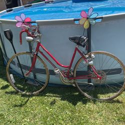 Old Schwinn Varsity 10 Speed Women’s Classic