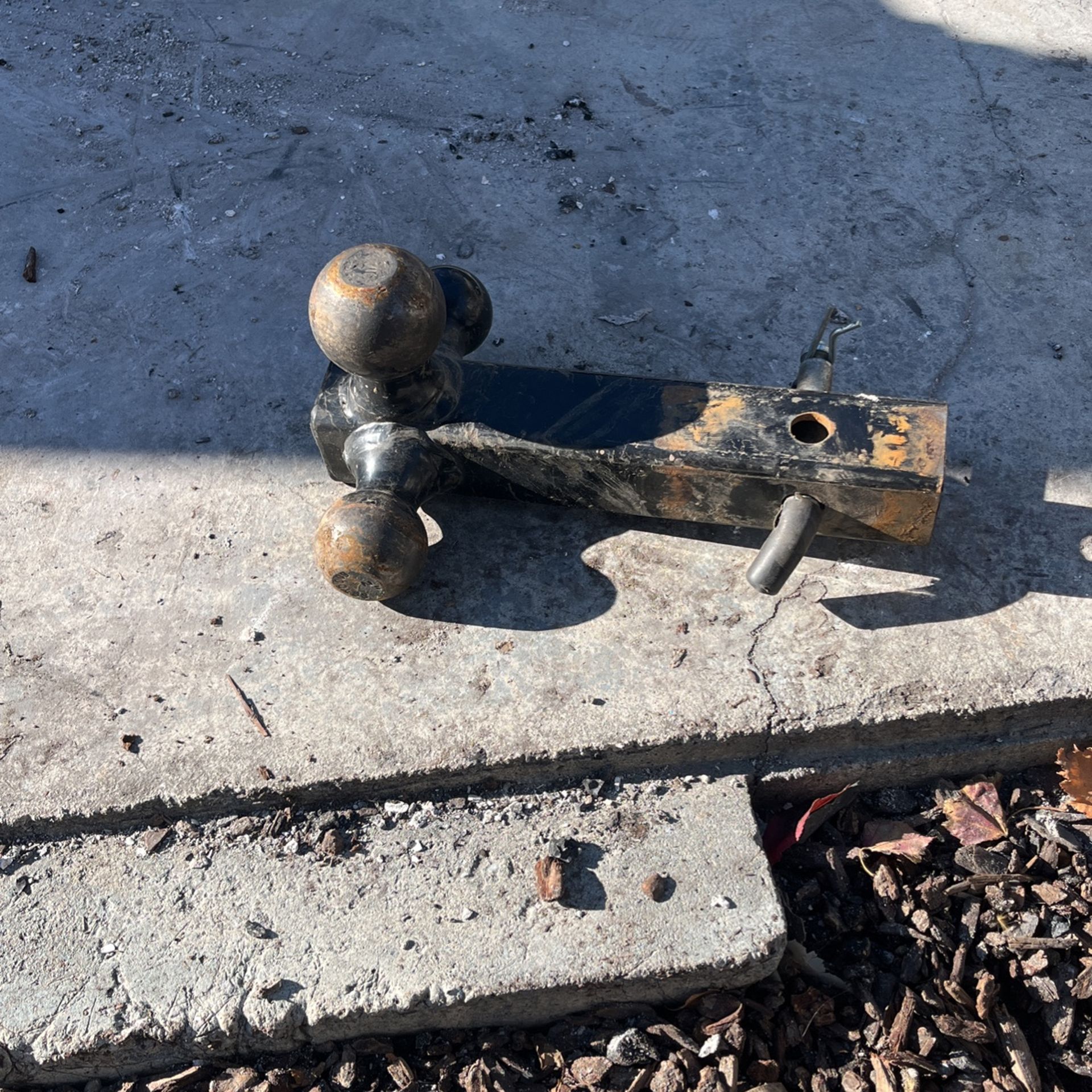 Multi-ball Mount(1-78” , 2”, and 2-5/16”