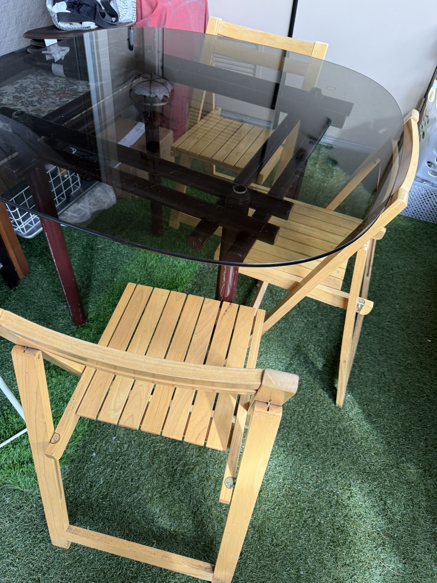 Glass Table And 4 Chairs
