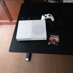 Xbox One S With 1T 