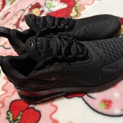 Women’s Size 6 Nike Air Max 270 (Brand New)