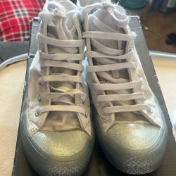converse tennis shoe size 4