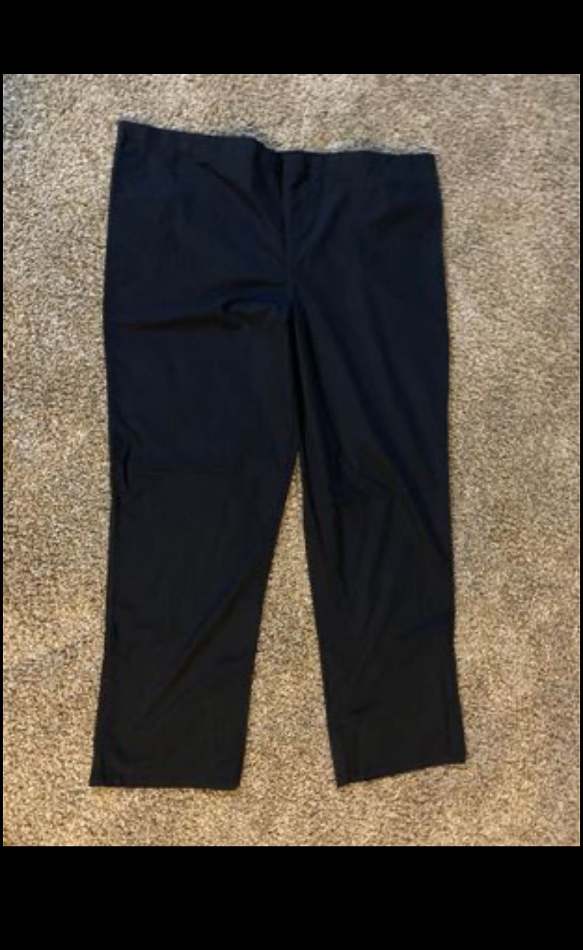 Women’s size medium scrub pants