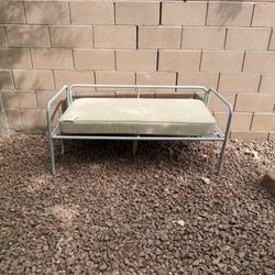 Modern Metal Bench / Daybed Frame – Sturdy – Indoor or Outdoor