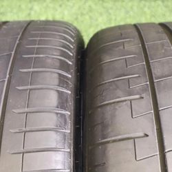 PAIR Of 315 30R22 Pirelli PZero PZ4 80% Tread 7/32 107Y SKU 26919 Grade A Tires