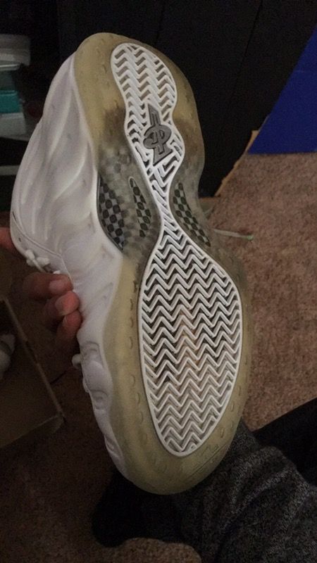 Whiteout foams sz9