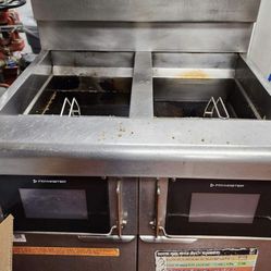 I Am Selling a Deep Fryer 