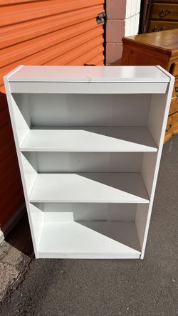 Small bookcase bookshelves storage shelves white L25”*D10”*H40”(address in description) 👇delivery 🚚 available within 15 miles with extra $65 deliver