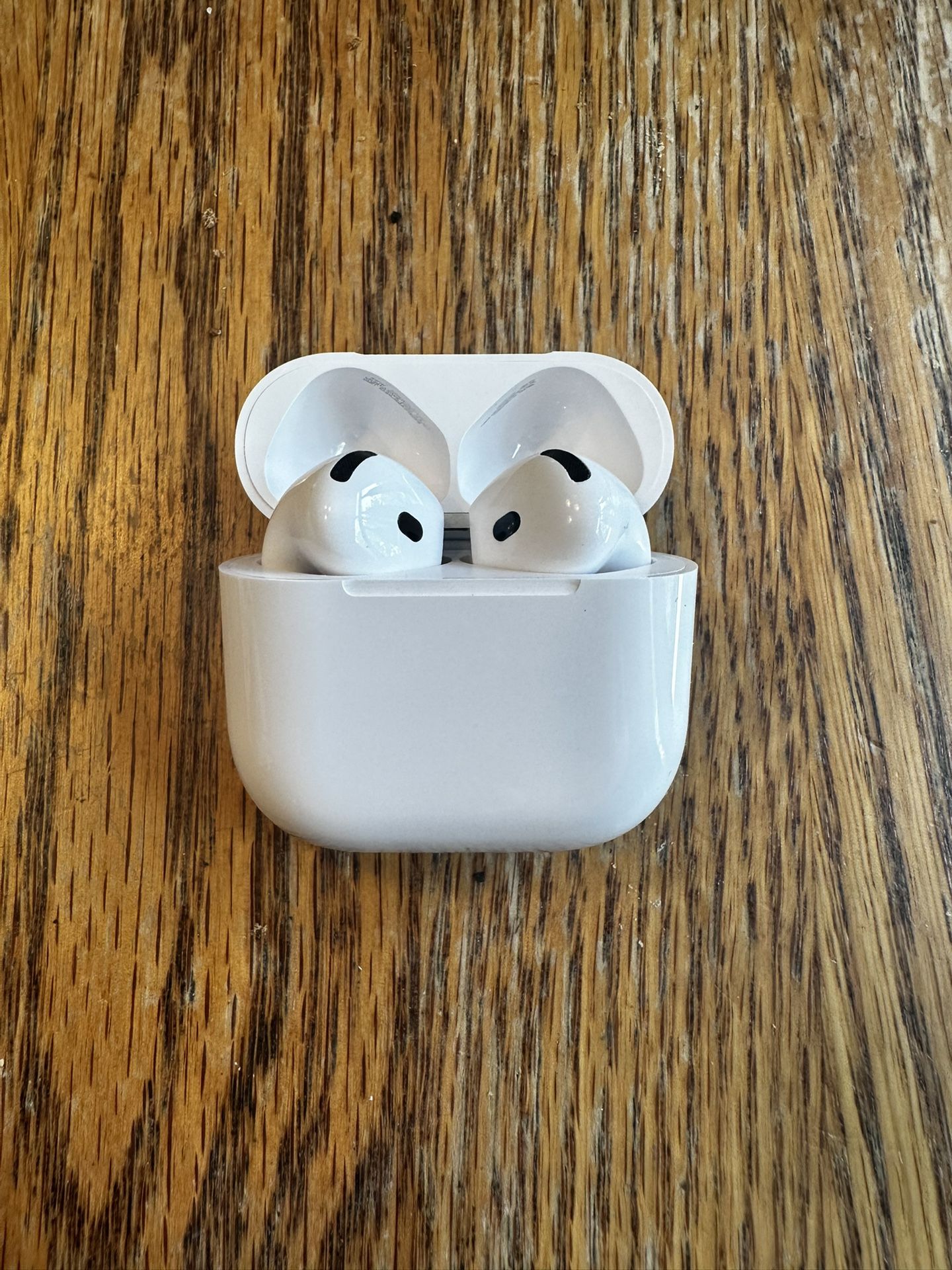 AirPods 4th Gen