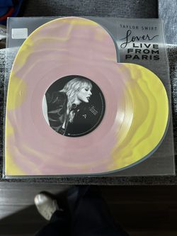Taylor Swift Lover Live From Paris
