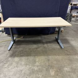 60x30 Electric Height Adjustable Tables! Christmas Sale! We Also Have Ergonomic Chairs And Monitor Arms!