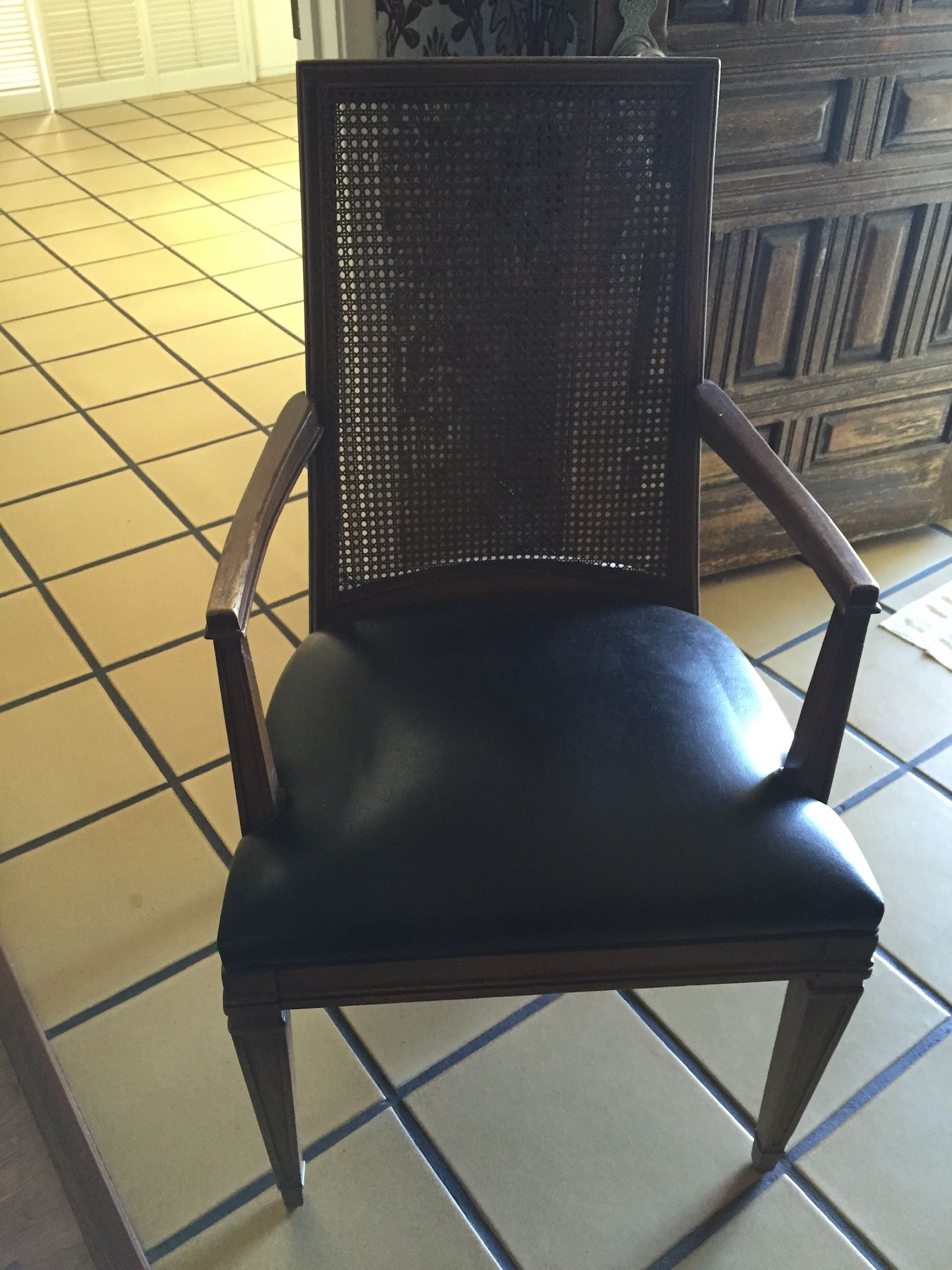 Cane Chair -antique 