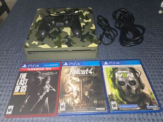 PS4 Slim WWII (1TB)-Plus 4 Games