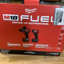 Milwaukee M18 FUEL 18V Lithium-Ion Brushless Cordless Hammer Drill and Impact Driver Combo Kit (2-Tool) with 2 Batteries