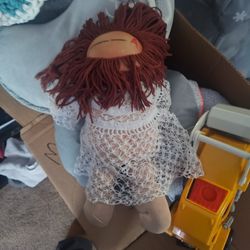 An Old Original Cabbage P atch Doll