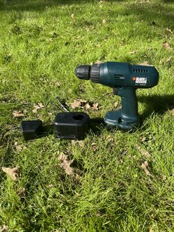 Black & Decker Drill And Battery Charger