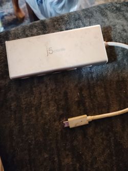 j5create power bank