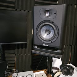 Complete Studio Setup Except Laptop