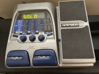 Digitech RP-200 w/Power Supply