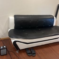 Couch Black And White Leather 