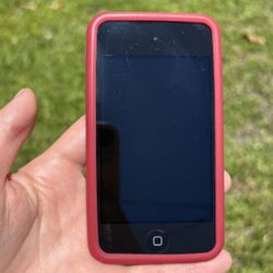 Apple Original iPod Touch 4th Generation Touch Screen Black 8 GB Bluetooth Wi-Fi