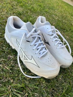 Metal Softball Cleats