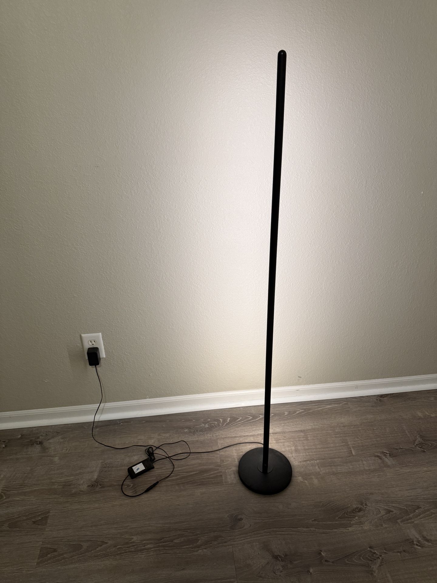 Govee LED Corner Lamp 