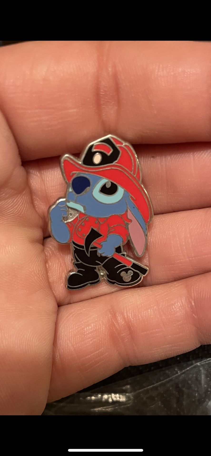 Disney Pin Stitch Firefighter Fireman Hidden Mickey Thinking Pondering Axe HTF
