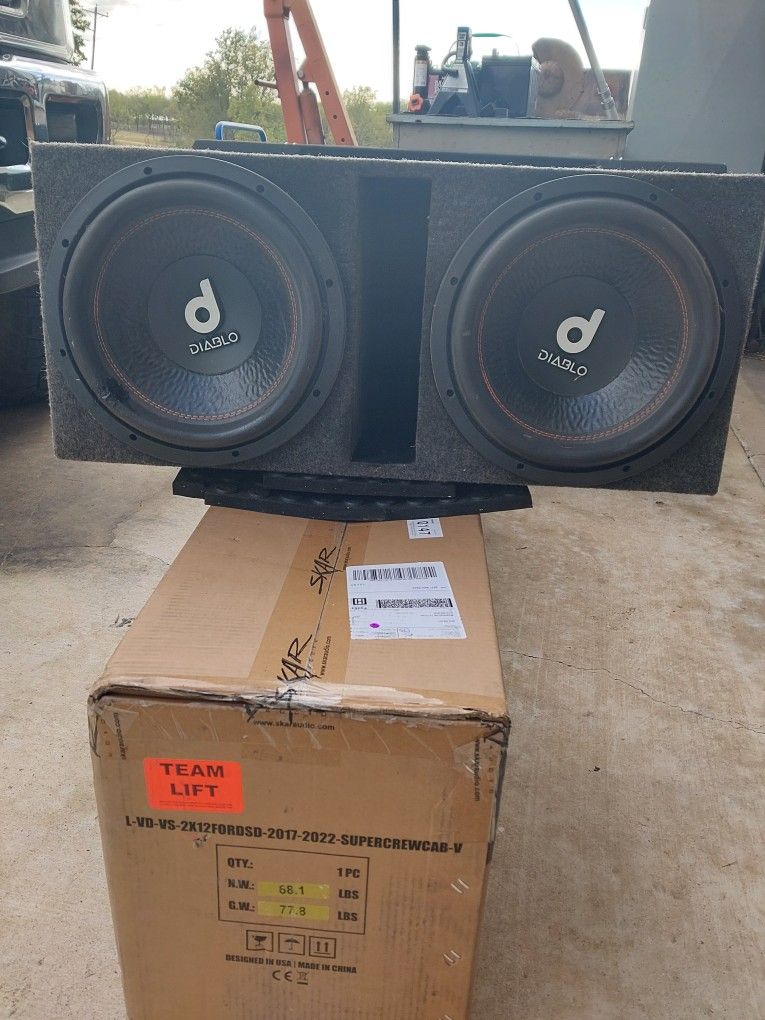 DIABLO 12" SUBS AND BOX