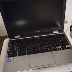 2 HP Laptops 1 Dell Laptop. 1 Desk Top All In One HP Computer 1 Desk Top All In One Apple Computer 