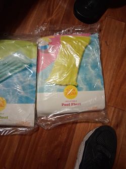 Pool Floats. Sun Squad, NEW