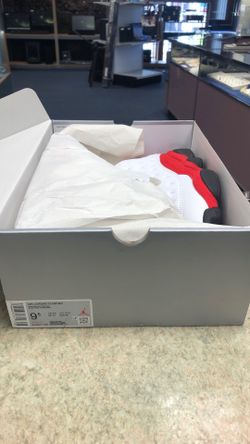 Nike Air Jordan 13 Retro OG Chicago Size 9.5 Men’s (70512059)